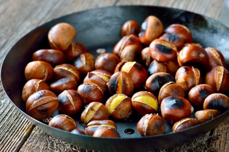 Como assar castanhas no micro-ondas